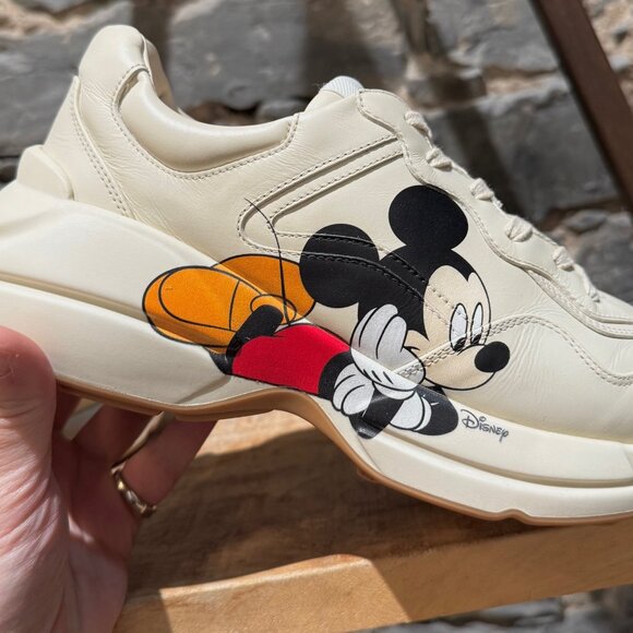 Gucci X Disney Rhyton Ivory Chunky Sneakers - Picture 6 of 16
